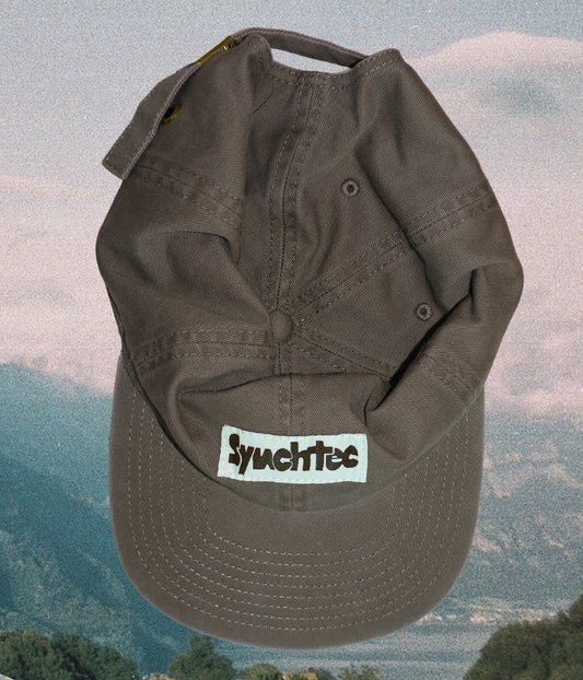 brown hat